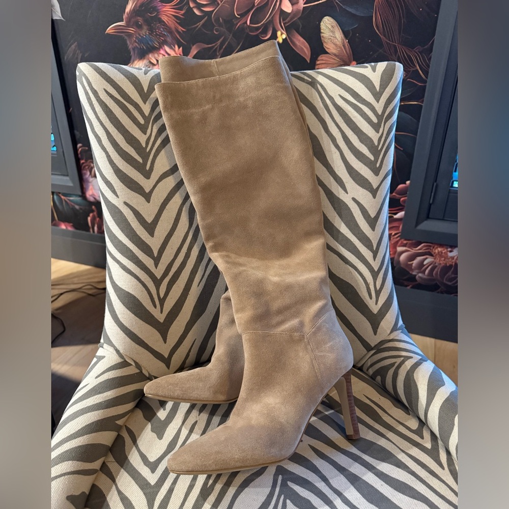 Marc Fisher Tan Heeled Boots Sleek Suede Design
